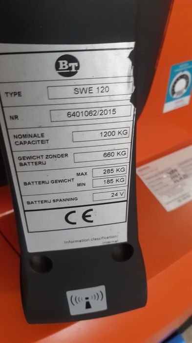 Paleciak elektryczny wózek Toyota BT SWE 120 WIDLY A2
