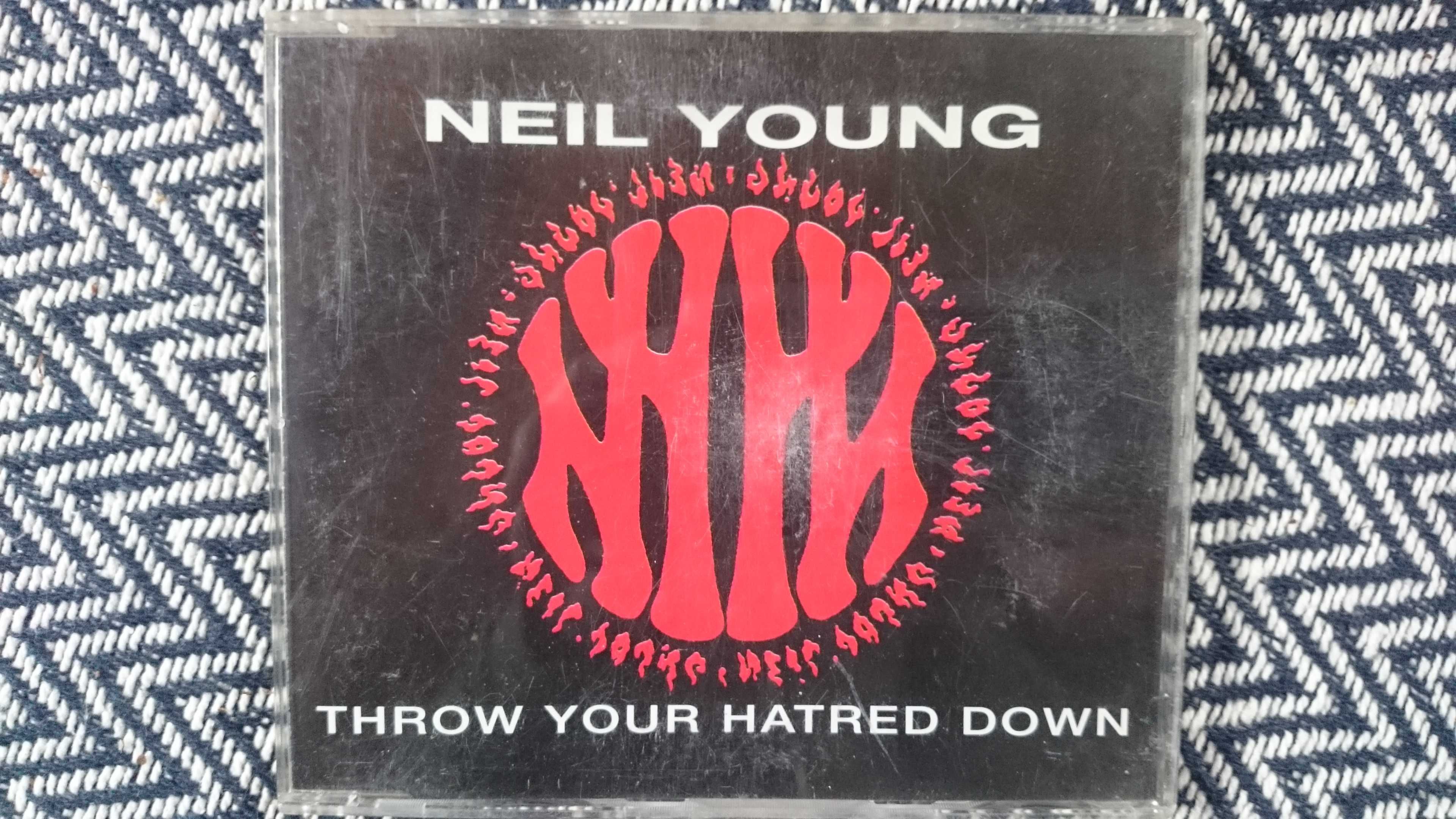 Neil Young - throw your hatred down - singiel CD