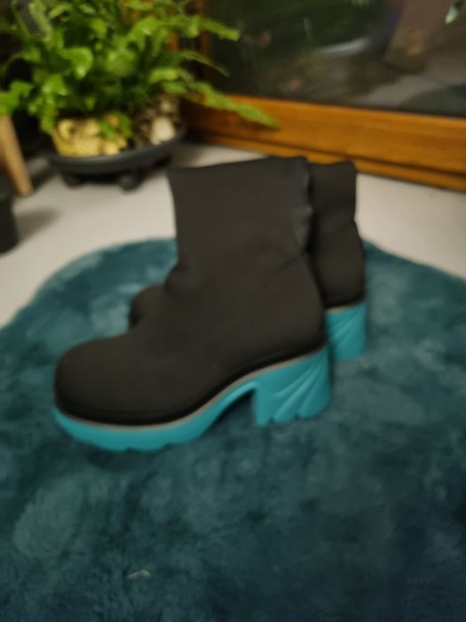 Kozaki nowe zielona podeszwa wkladka 24