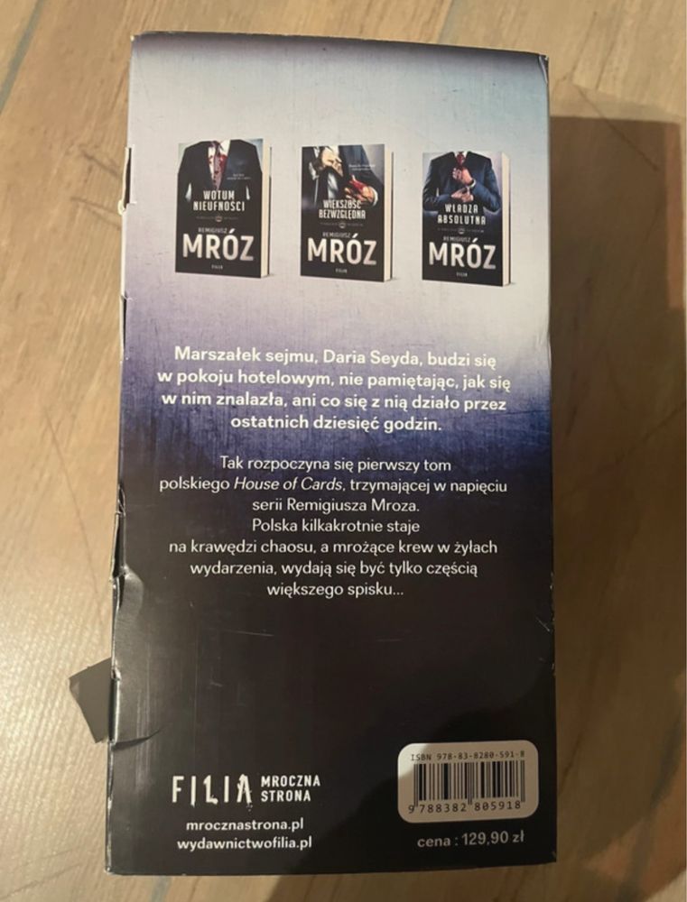 Książka remigiusz mróz pilitical fiction