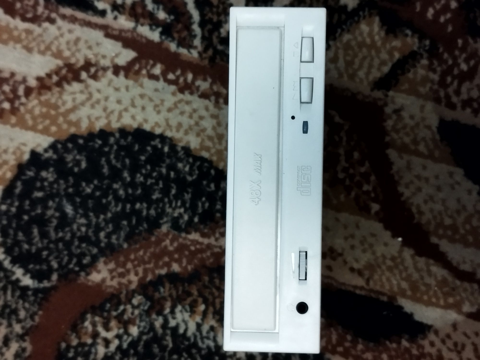 Napęd CD LG MAX retro noedd