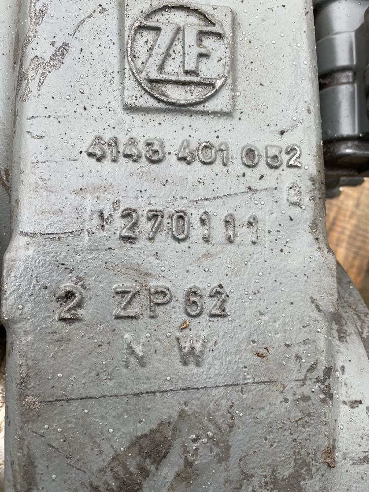 Liebherr a924c skrzynia biegów przekładnia zf do koparki liebherr