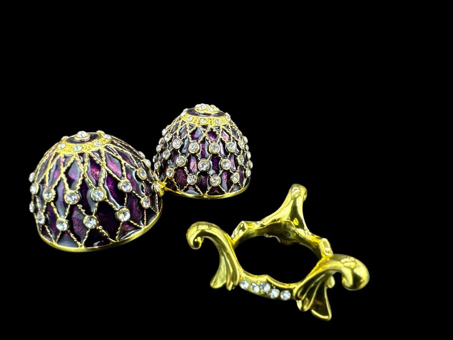 Rzeźba figurka szkatulka  JAJKO FABERGE  P23088C