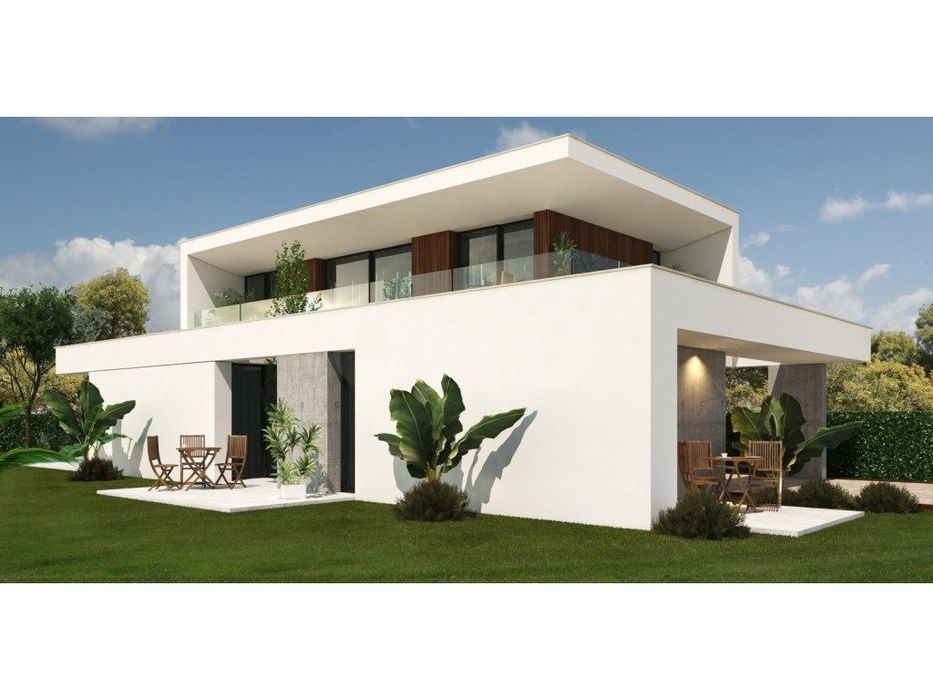 Moradia T3, para venda, em Caldas da Rainha.