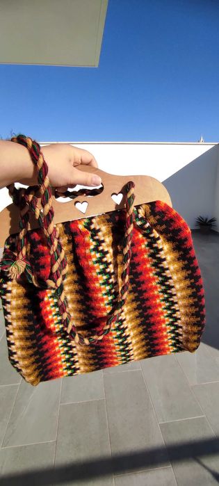 Mala-Sacola Artesanal em lã