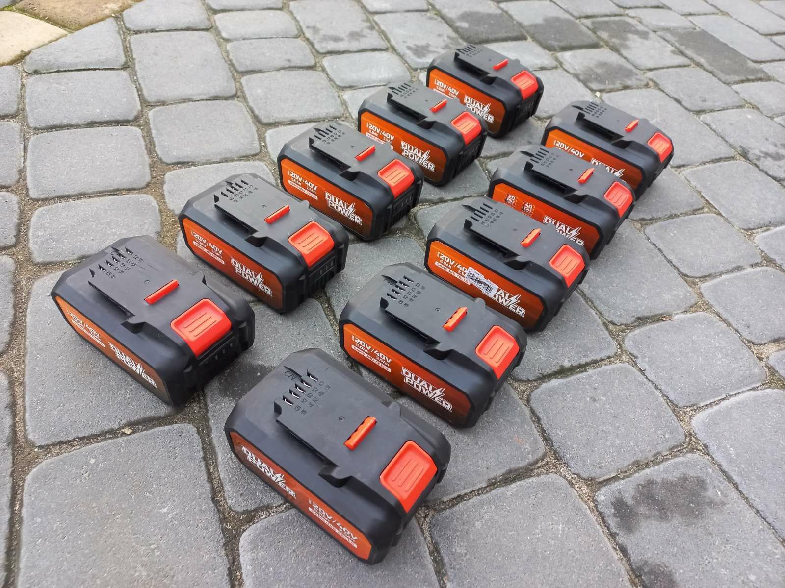 Акумулятор powerplus powdp9037 акумуляторна батарея