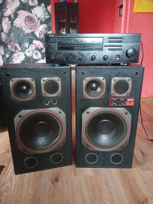 Kolumny altus 110 plus wzmacniacz yamaha