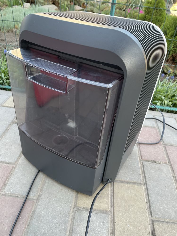 Очищувач - зволожувач - мийка повітря Electrolux EHAW-7515D