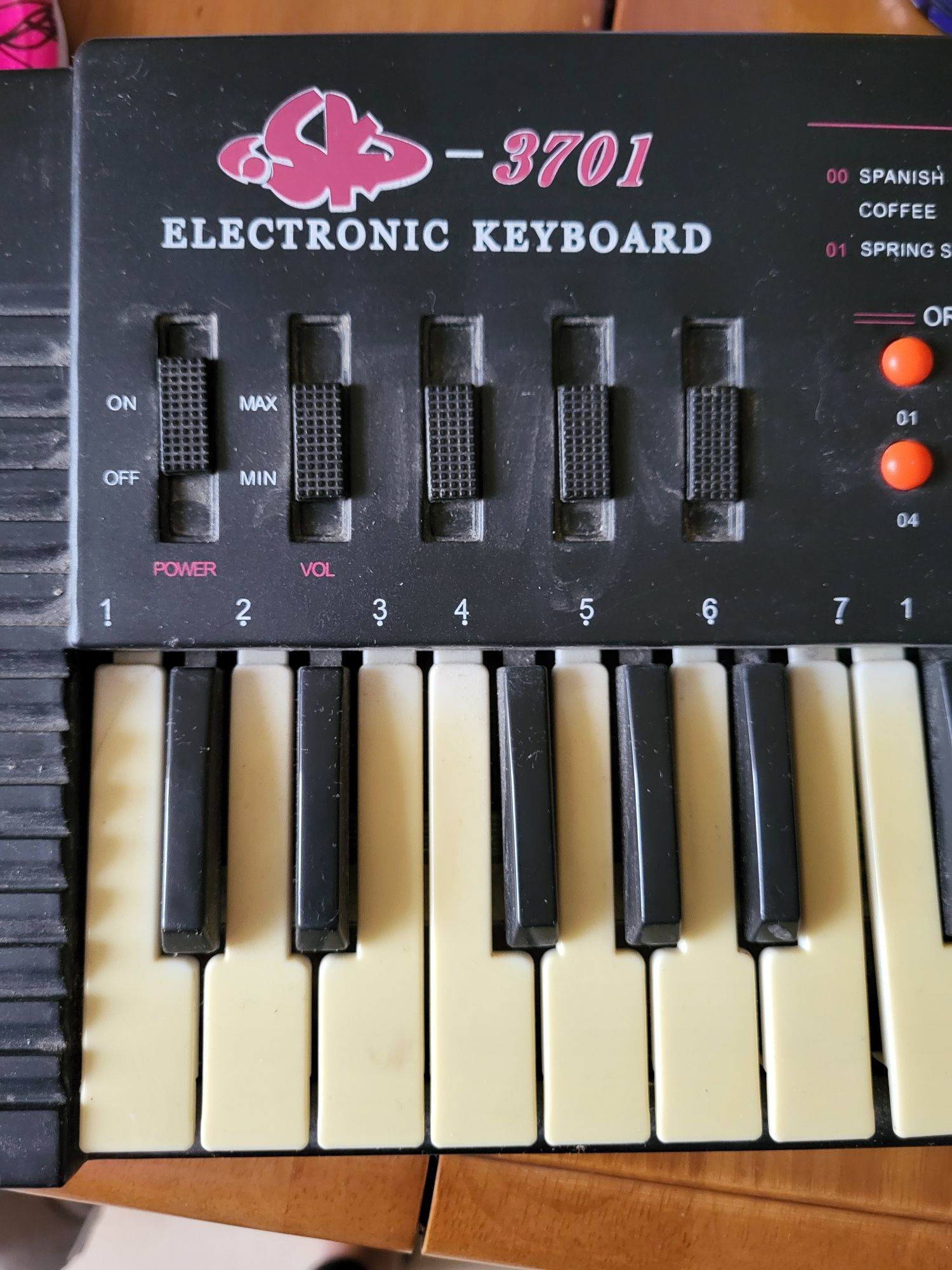 Синтезатор 3701 electronic keyboard