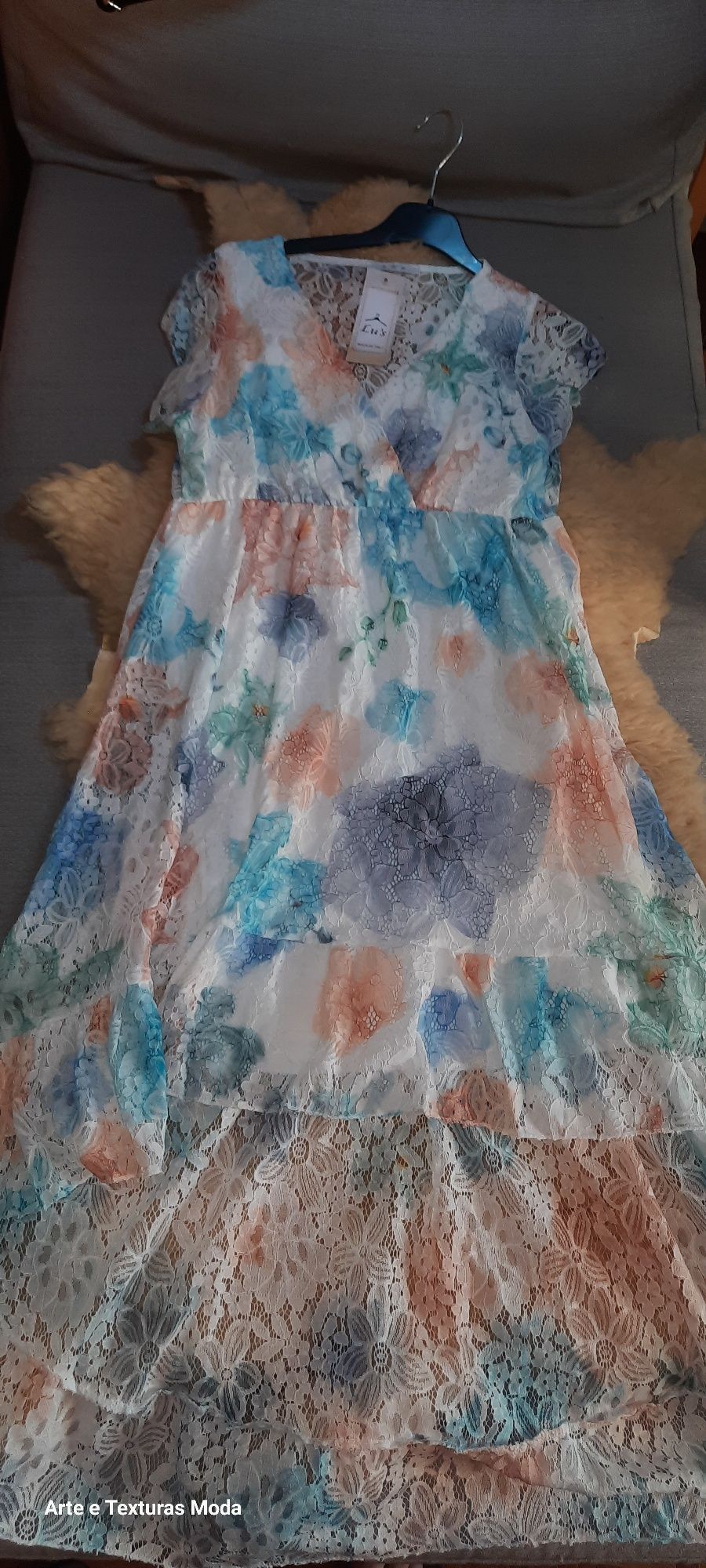 Vestido em renda