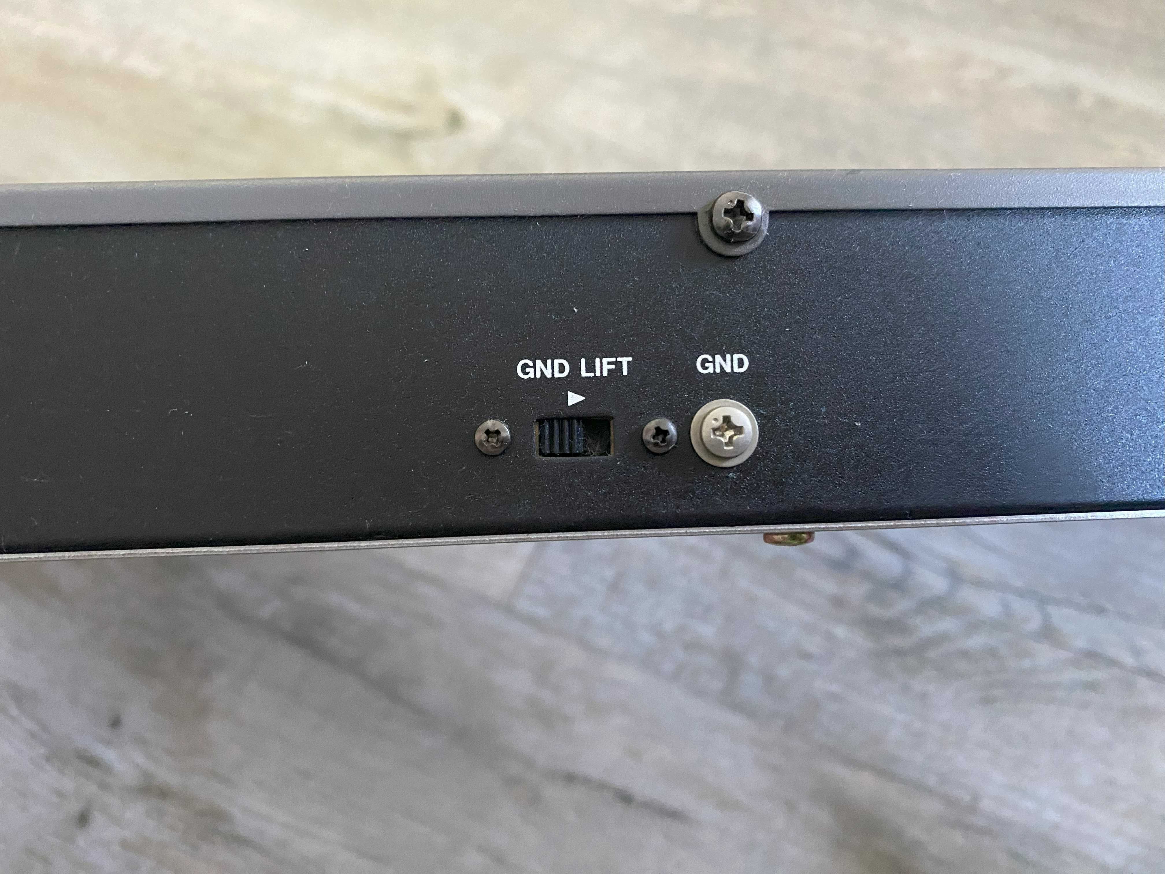 Amplificador de Auscultadores TASCAM MH 40 MK II - Oportunidade