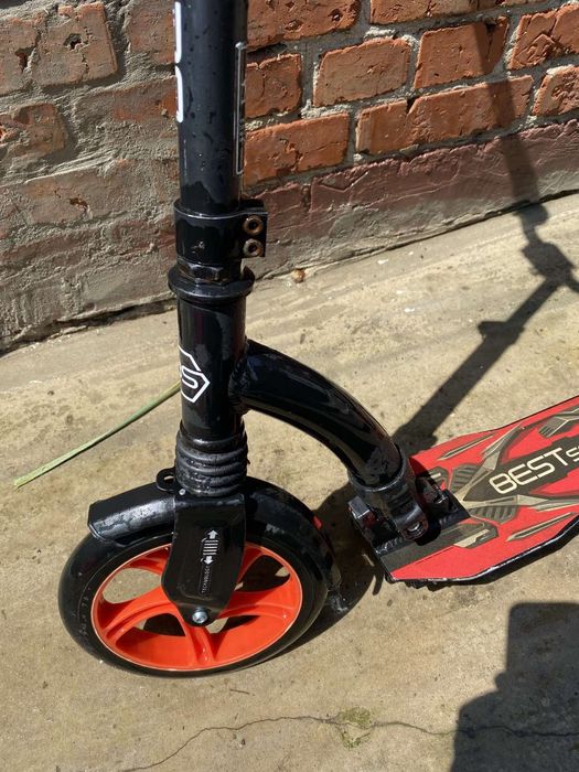 Самокат для підлітка .