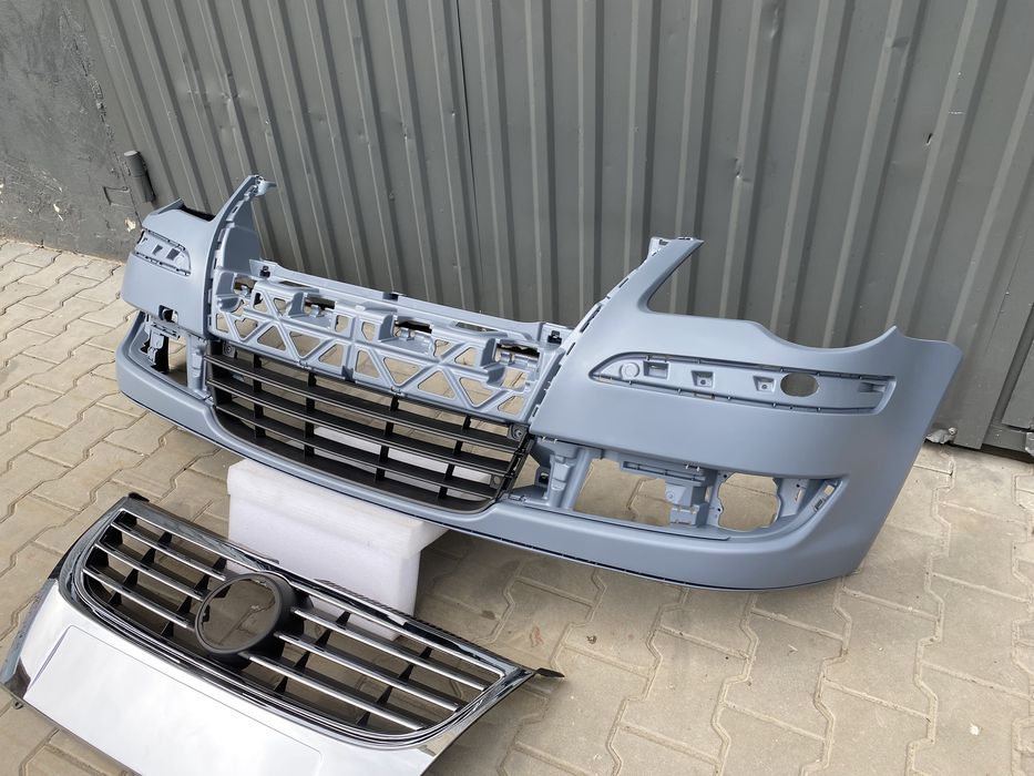 Бампер передній Volkswagen Touran 2007-2009