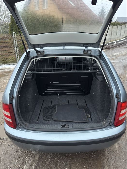 Skoda fabia 1.2 benzyna lift (transport)