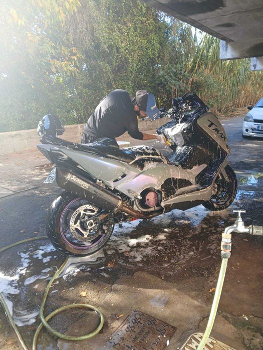 Tmax 530 full extras troco por carro tbem