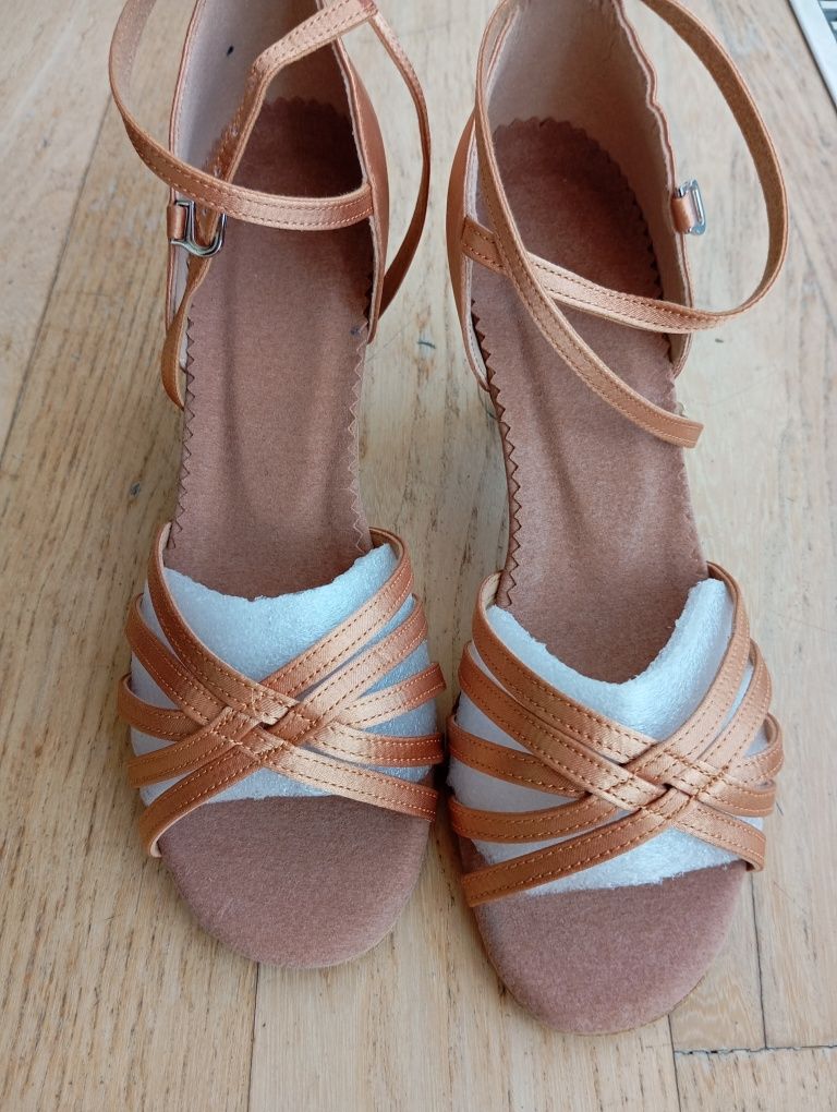 Buty taneczne rozm 37