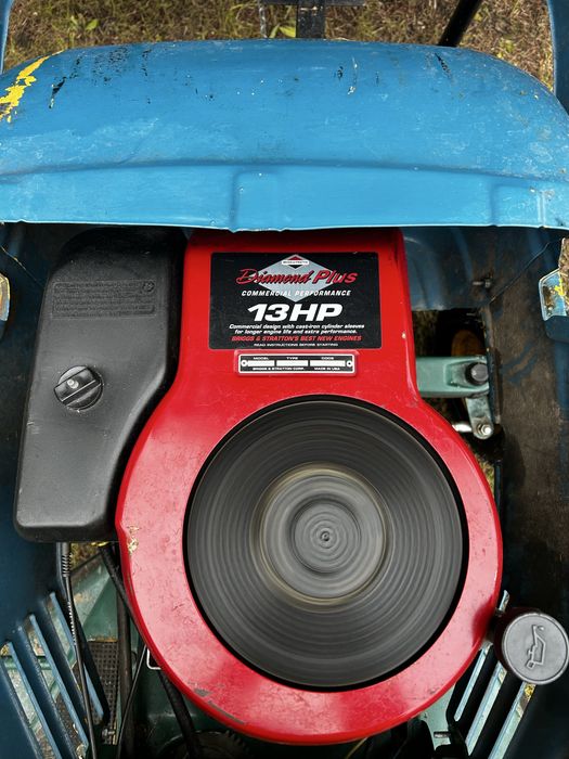 Silnik do kosiarki trakorka mtb Briggs & Stratton Diamond Plus 13 HP