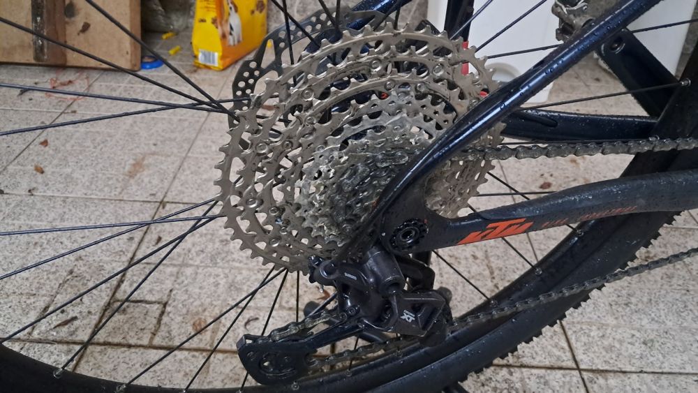 Vendo KTM em bom estádo