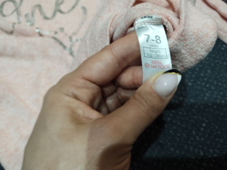 Sweterek dla dziewczynki