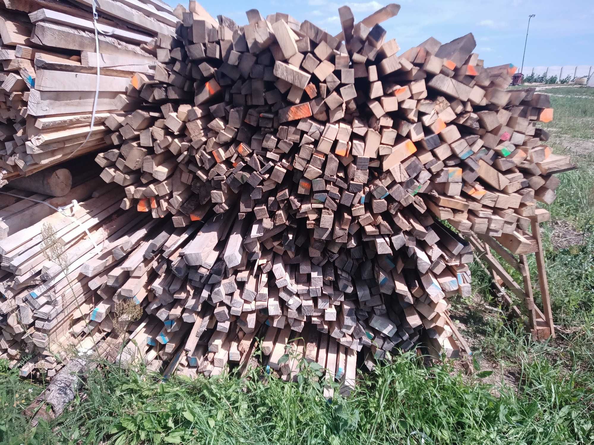 Kominkowe i opałowe klocki do palenia skład opału sosna dąb buk olcha