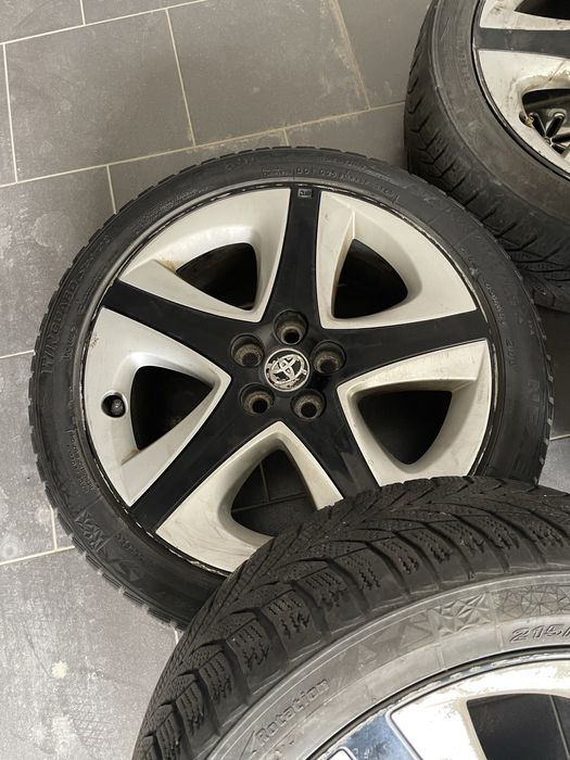 Toyota Prius IV 215 45 R 17 5x100 Komplet Kół Alu Zima Czujniki TPMS