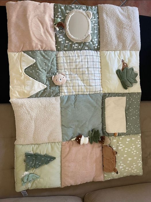 Tapete actividades Vertbaudet