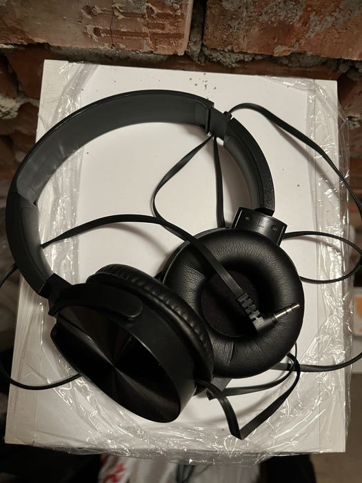 Продам навушники, мікрофон, клавіатура