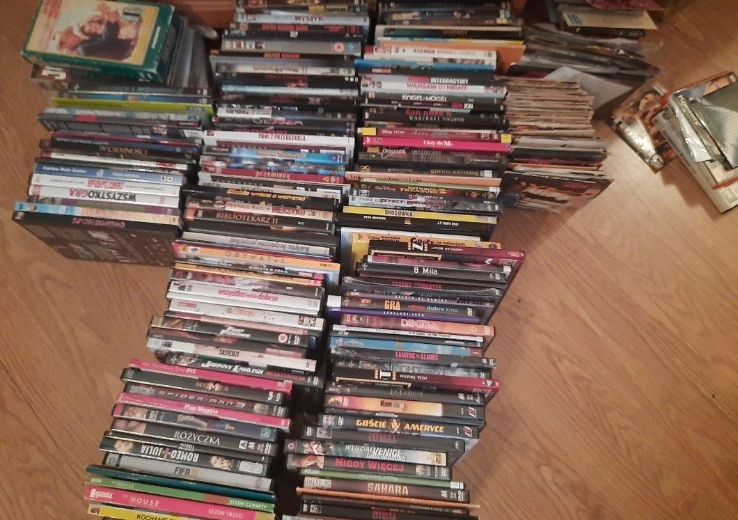 300 szt bajki filmy seriale na dvd