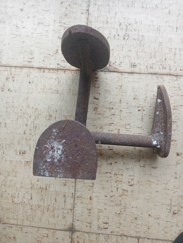 Vendo bigorna de Sapateiro.