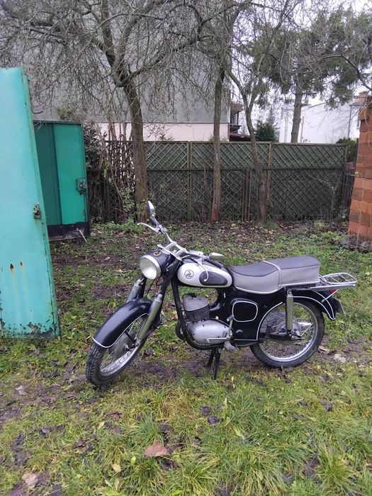 Sprzedam motocykl shl 175. Motocykl zarejestrowany.