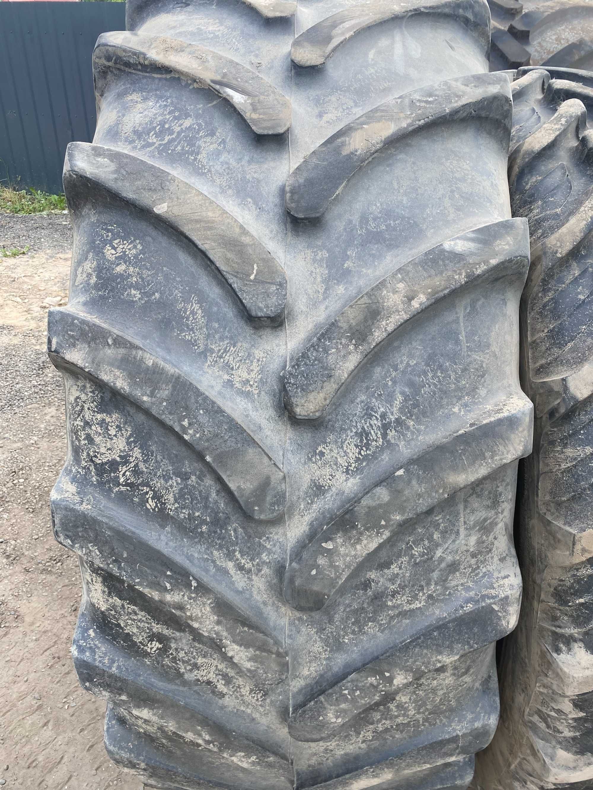 650/65r42 Firestone