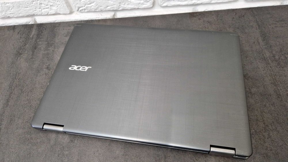 Ноутбук Игровой Aser R15 /i7-6500/12/256/NVIDIA 940/Трансформер