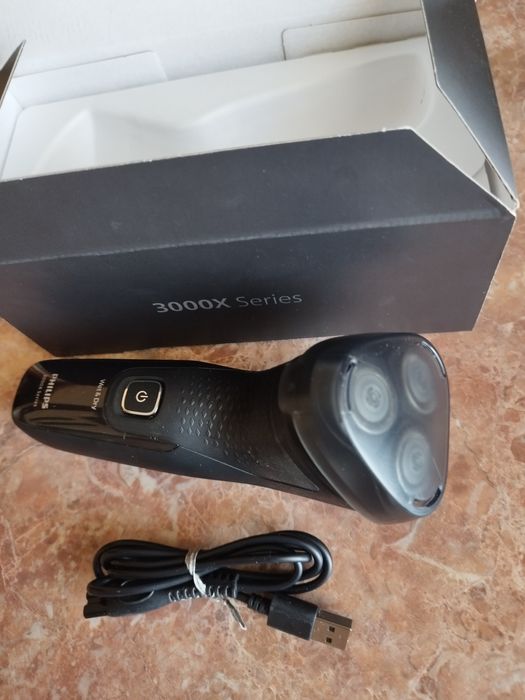 Електро бритва,нова.