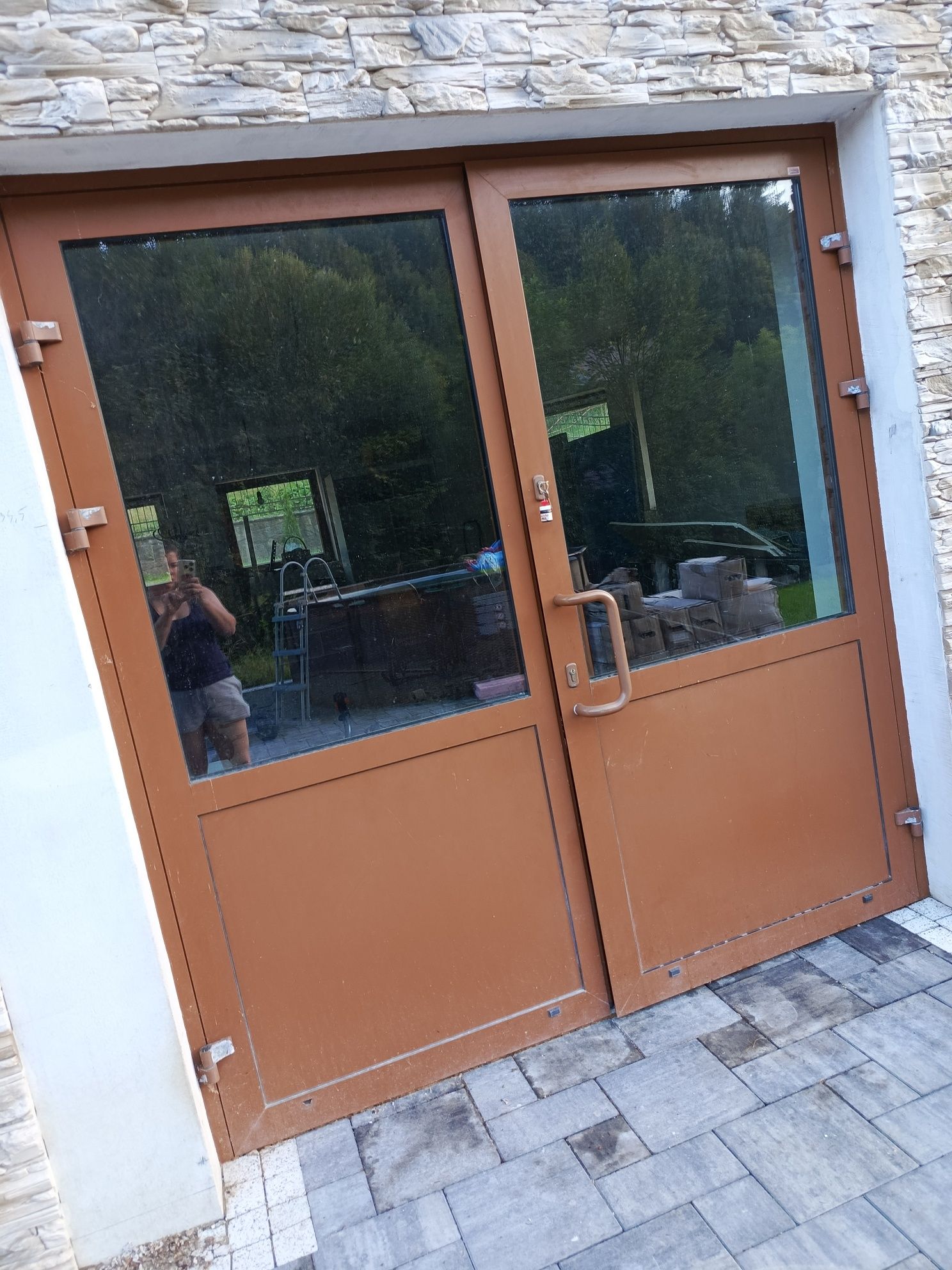 Drzwi aluminiowe zewnętrzne ,2skrzydłowe firmy Bogmar