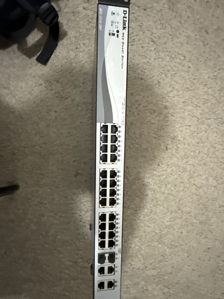 Zarzadzalny switch D-Link DES 1210-28P