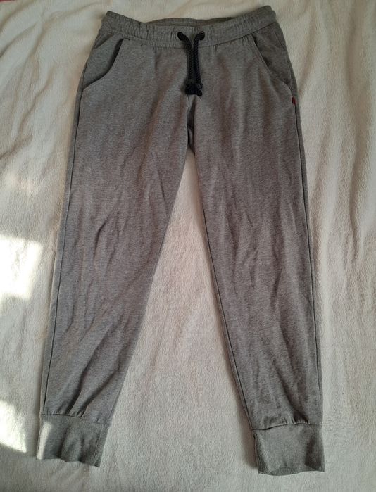 Szare spodnie dresowe z kieszeniami ze ściągaczami M xl 38 40 active