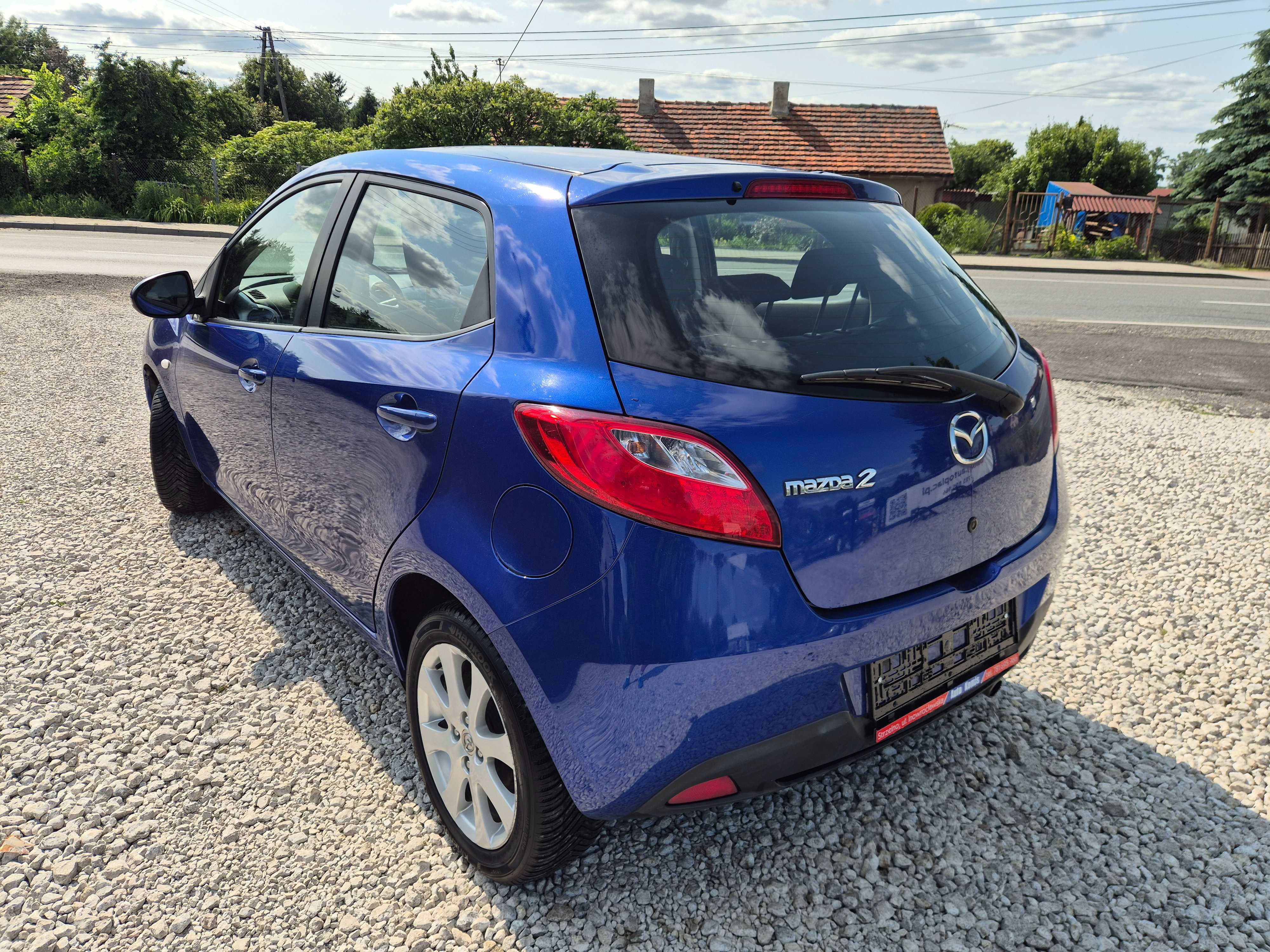 MAZDA 2 Z ROKU 2010 1.3  Stan Bdb Klima Sprawna Ladne Opony 149000tys