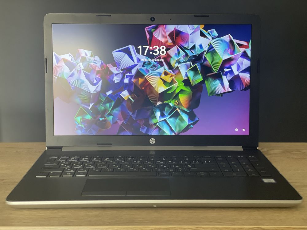 Ноутбук HP 250 G7  i3 - 7020u / SSD 256/ 8 Ram/ 15,6 Full Hd