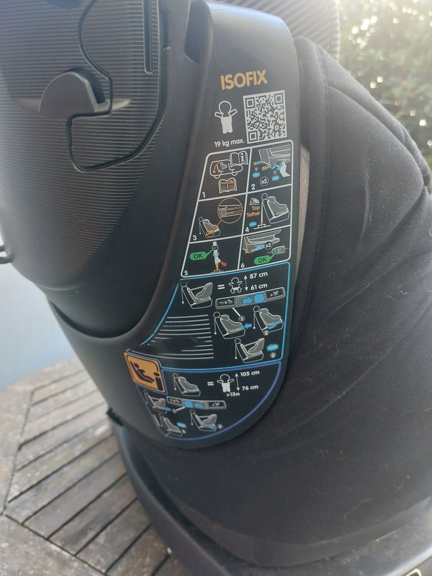 Cadeira Auto Bebeconfort Axissfix