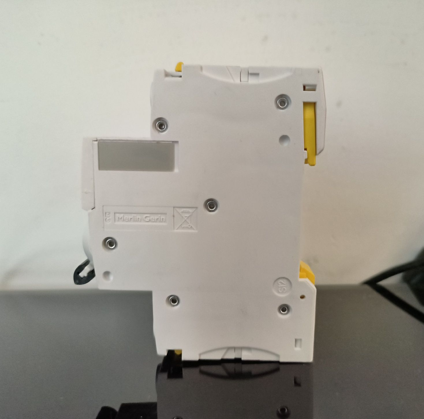 Disjuntor Schneider iC60N B 32A