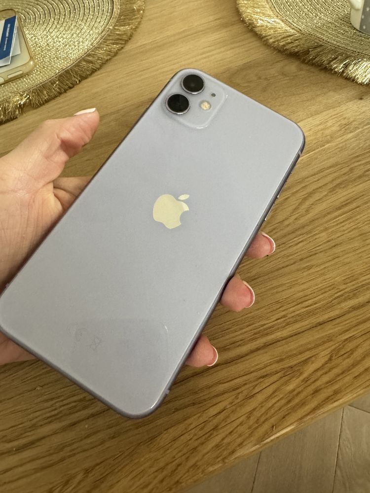 Iphone 11 stan idelany!