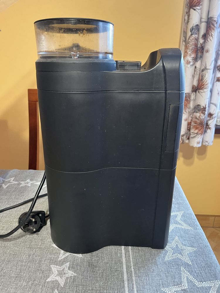 Ekspress do kawy przelewowy Russell Hobbs