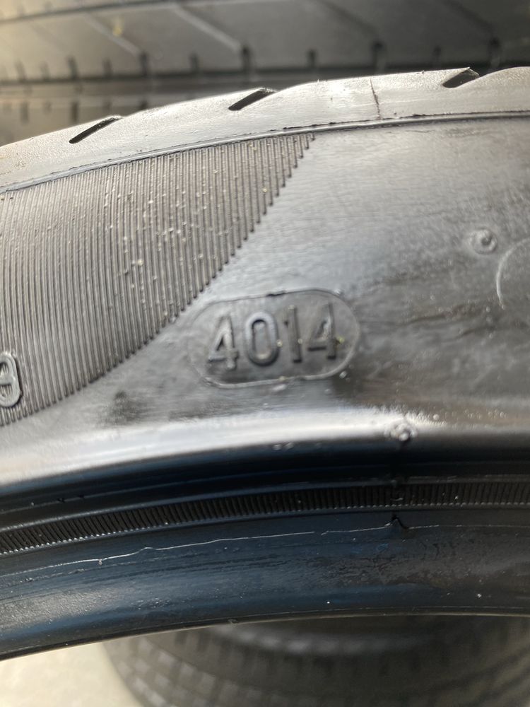 275/35 R21 Pirelli P Zero комплект шин летних.