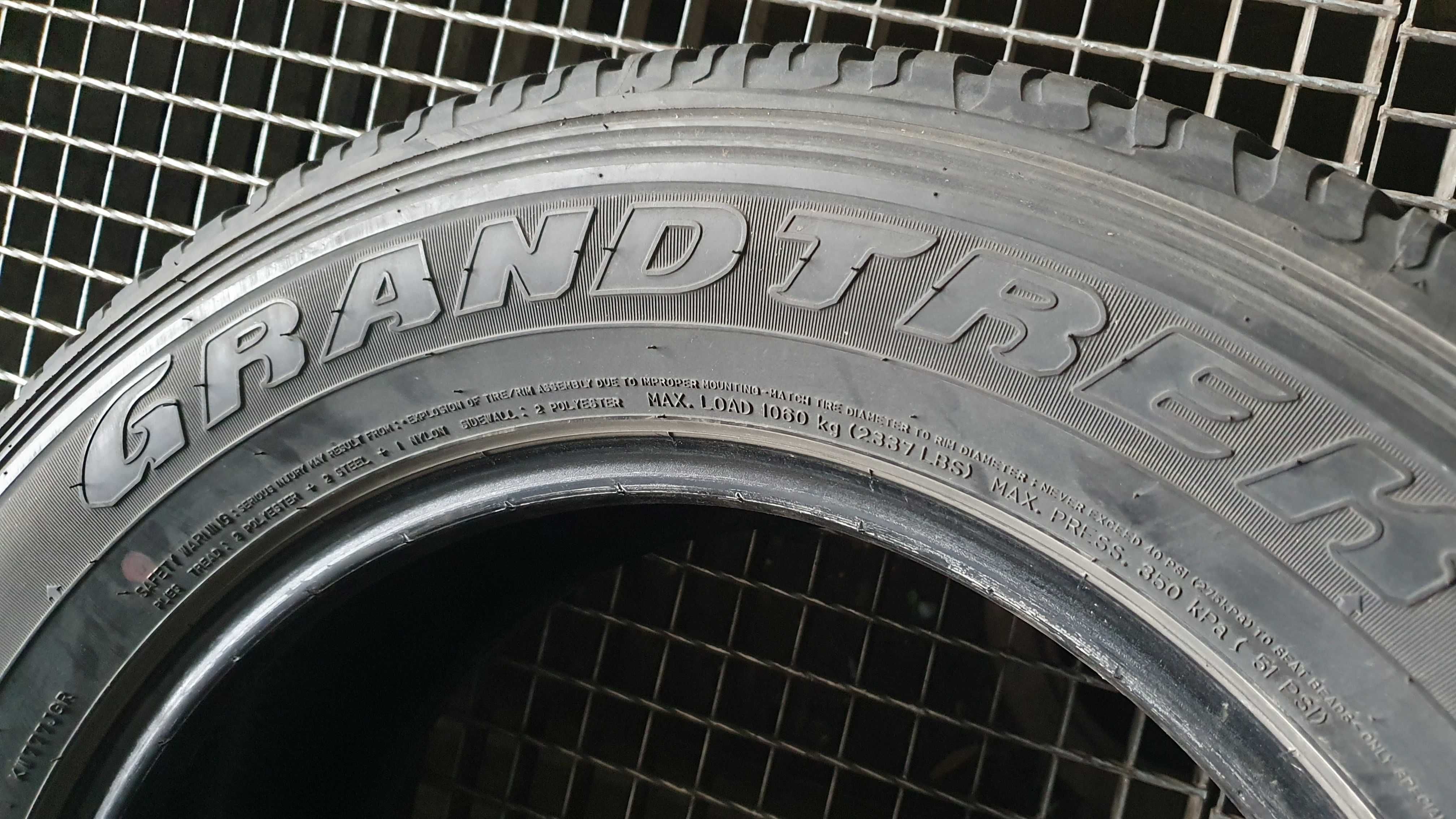 DUNLOP  GRANDTREK  AT-20 265/60R18   7mm