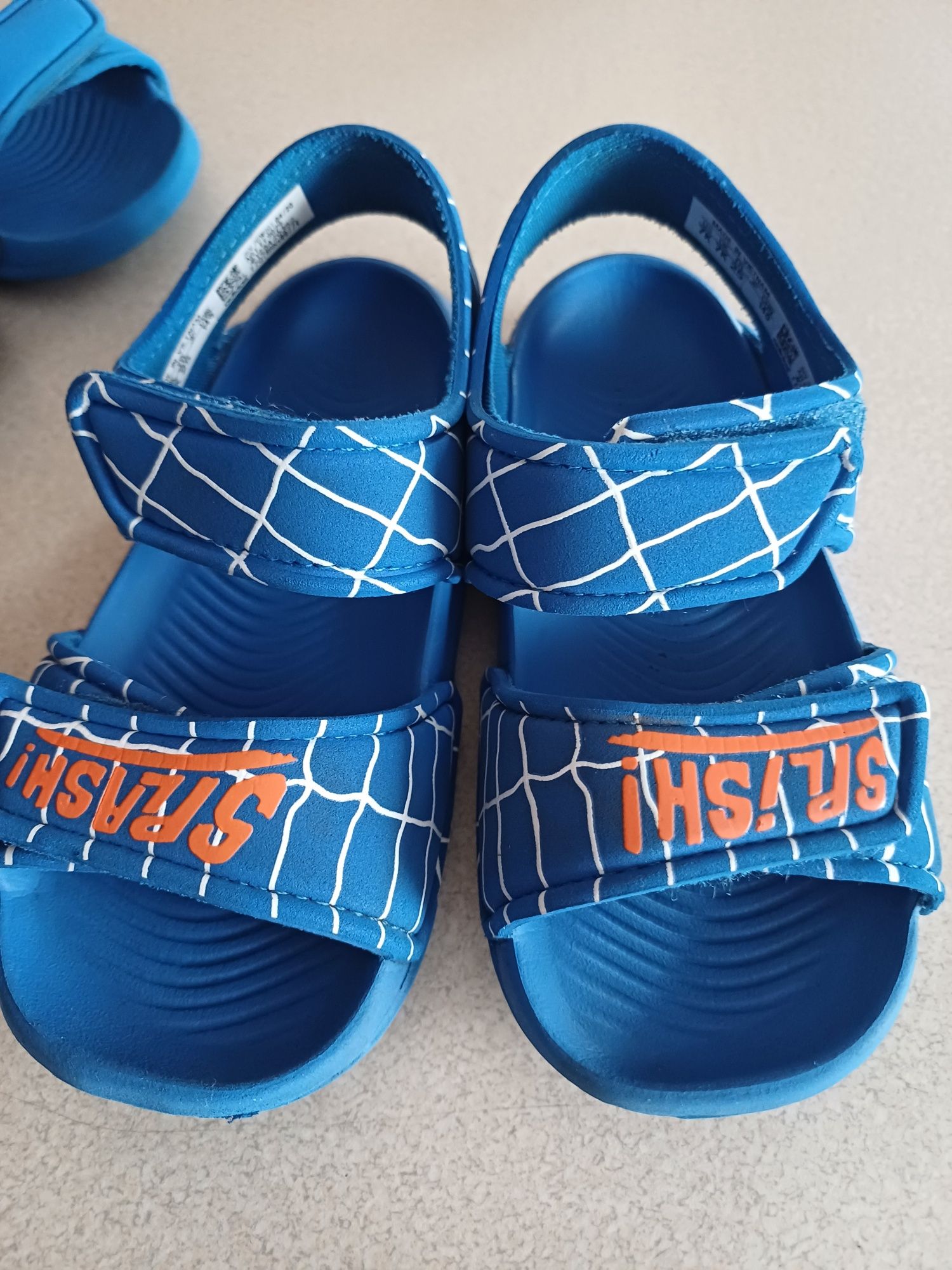 Sandałki adidas rozm 25