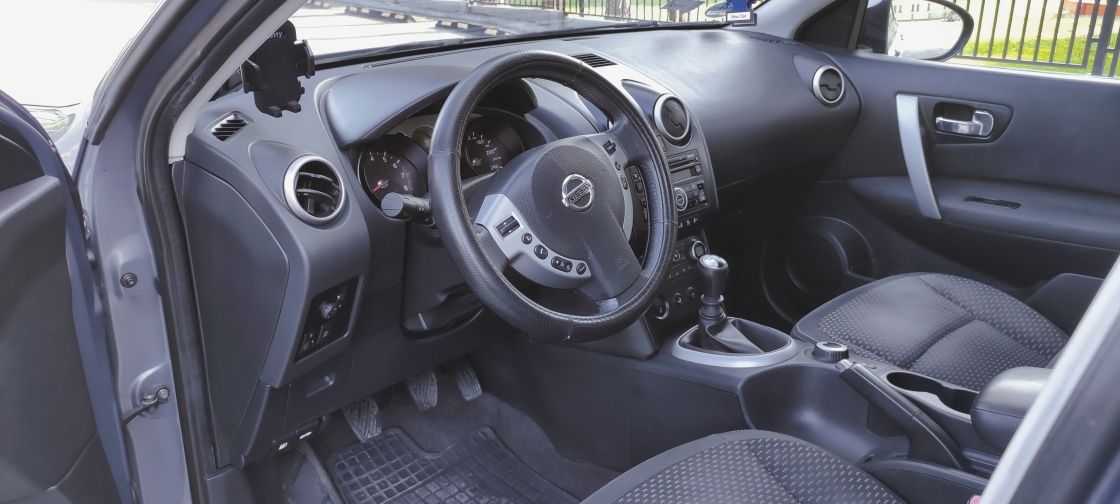Okazja Nissan Qashqai 2008r 2.0 benzyna 4x4 Bezwypadkowy Stan Idealny