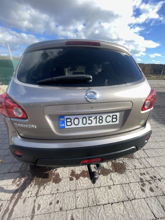 Nissan Qashqai 2009 року випуску