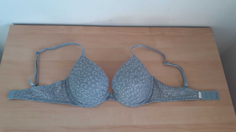 VS Victoria's Secret Pink Bra biustonosz 32C 70C push up koronka