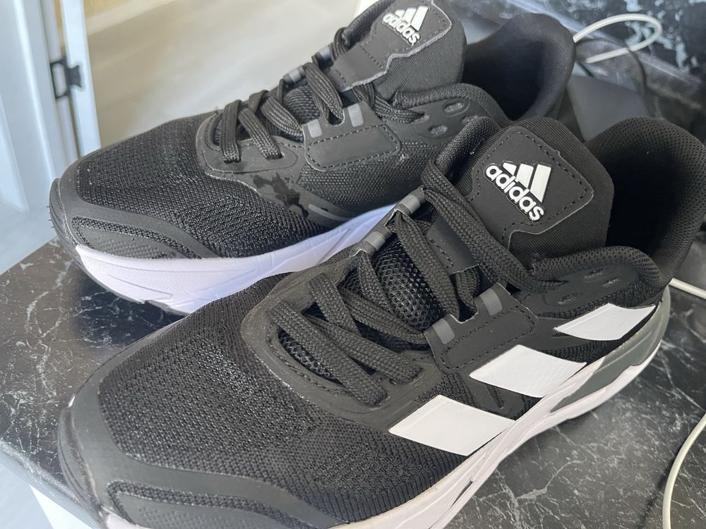 Кросівки adidas original
