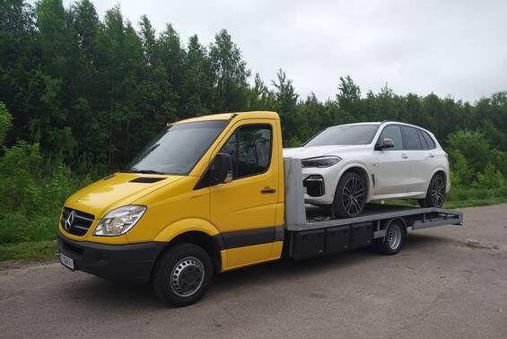 Доставка перевозка авто эвакуатор автовоз Львов Киев Одесса Днепр